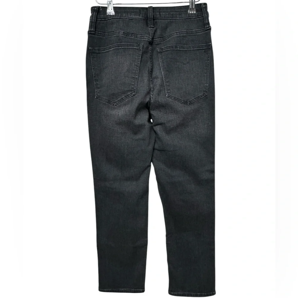 Madewell Curvy High-Rise Slim Straight Jeans in Richgrove wash